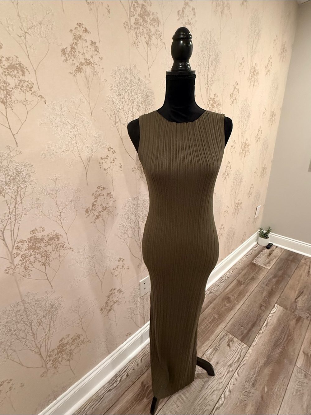 Quince Olive Ribbed Sleeveless Maxi Dress